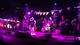 The Echocentrics O Elefante feat Tita Lima