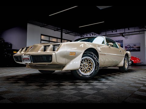 1979 Pontiac Firebird Trans Am! Low miles! 6.6L V8! 3 Speed Auto! Solar Gold Paint!