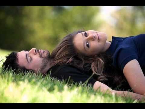 تعالى نعيش جليلة