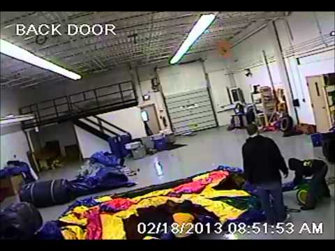 Inflatable Bounce House Set-up By 7 & 4 Year Olds - akron OH OMG!