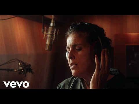 Souad Massi - D'ici, De là-bas (Clip officiel) ft. Gaël Faye