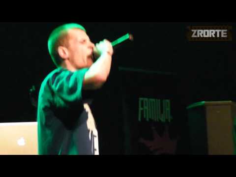 Arbak - Pokaż mi miłość @ Unhuman Familia Koncert 3.12.11 POZNAŃ