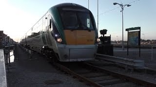 preview picture of video 'IE 22000 Class DMU 22306 - Wexford, Ireland'