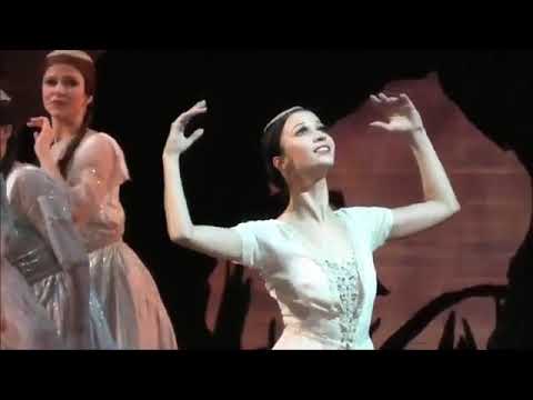 Renata Shakirova (Mariinsky Ballet): Shurale Act 1 - Syuimbike and friends