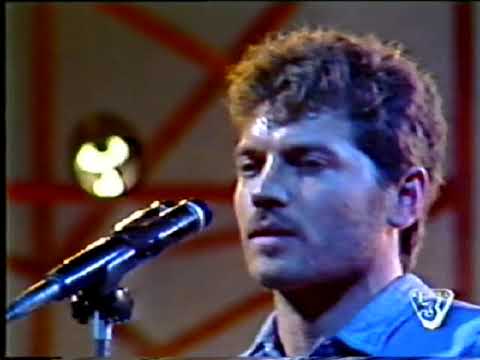 Franco Simone ad Antenna 3 Live Concert (+ speciali ) 1984