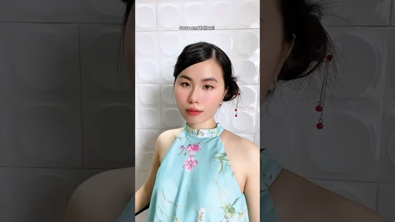 How to do a quick side bun  #viral #hairstyle #hairtutorial