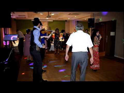 Formatia Zestrea Lautarilor - Show muzica tiganeasca live - Capital Plaza