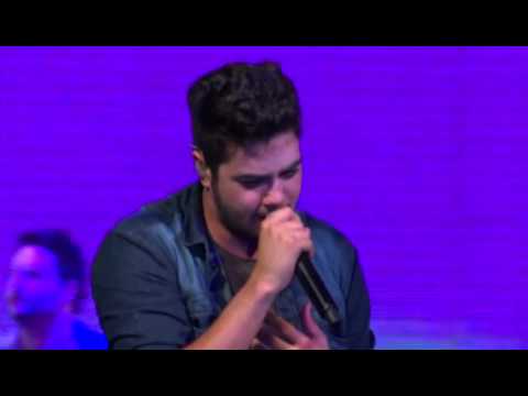 Henrique & Juliano - Em Cada Beijo (Live in Palmas) [Official Video]