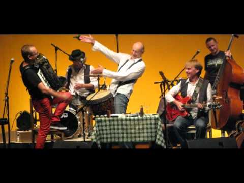 Willi Resetarits + Xtra Combo: Stubnblues - Standing in the Rain (live)