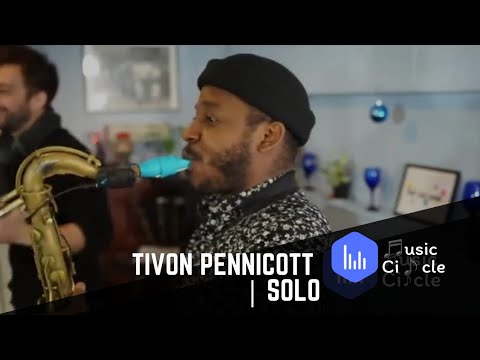 Tivon Pennicott | Solo