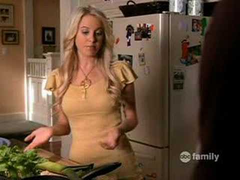 Hillary (Chelan Simmons) Kyle XY 2x20 #2
