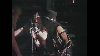 Download lagu Guns N' Roses - Anything Goes (Band Introduction/Jam) (Whisky A Go Go 1986) [1080p60 HD Remastered] mp3