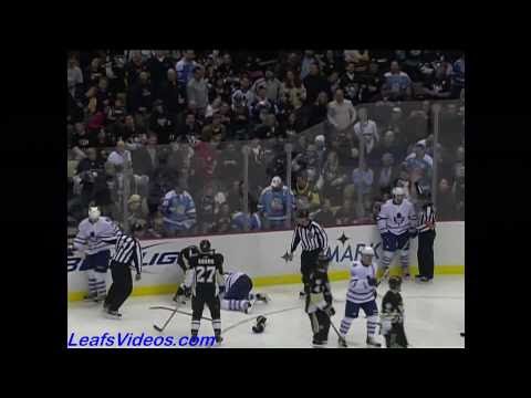 Maple Leafs @ Penguins - Mike Komisarek vs Michael Rupp - 101208