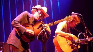 BLACK STAR (RADIOHEAD COVER) Gillian Welch Dave Rawlins LIVE @ Paradiso