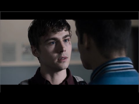 Alex defends Tyler against Monty || 13 Reasons Why