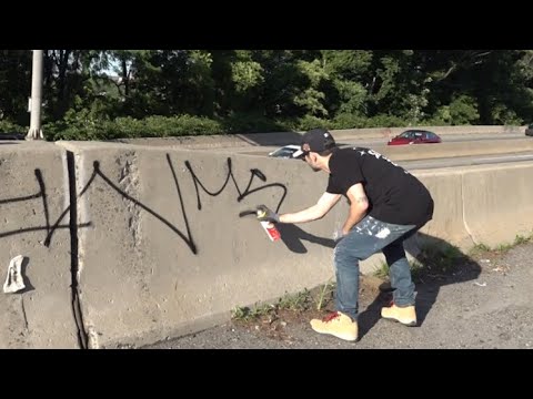 Started Graffiti at 10 Years Old: SKREW MSK