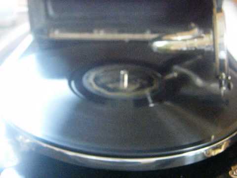 LET`S MISBEHAVE - IRVING AARONSON - PHIL SAXE - VICTOR