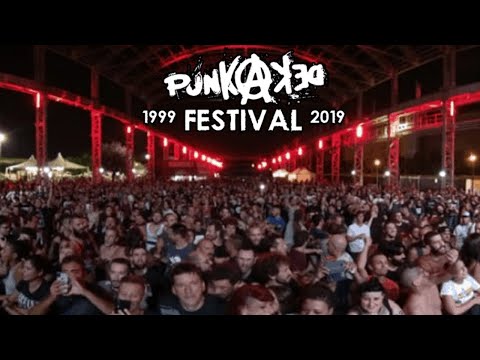 download lagu mp3 mp4 Punkadeka, download lagu Punkadeka gratis, unduh video klip Punkadeka
