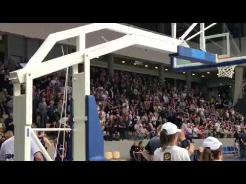 Artego Bydgoszcz - Basket Gdynia - niesamowita atmosfera podczas meczu
