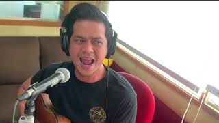 Download lagu Gofar Hilman Ft Surya Insomnia The Fly - Terbang Cover. mp3 Download lagu Gofar Hilman Ft Surya Insomnia The Fly - Terbang Cover. mp3