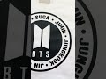 REMERA CROP ESTAMPADA BTS 18