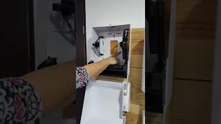 Funcionamiento dispensador de papel toalla en rollo.