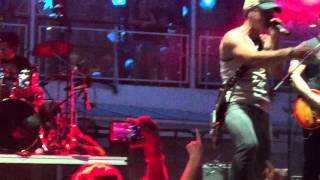 Dustin Lynch - Wild in Your Smile -  FGL Cruise 2015