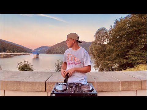 Mountain Lake Deep House Mix