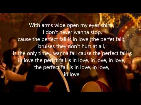 Sofi De La Torre - Perfect fall RUBINROT (Lyrics)