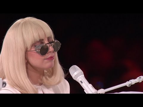 Lady Gaga - You've Got a Friend Live at MusiCares' Carole King Tribute (January 24, 2014) HD
