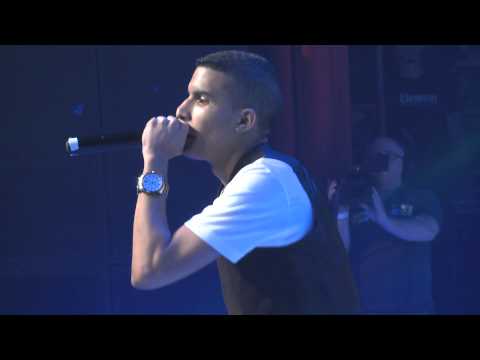 Mc Falcon - Novinha Chegou o Momento - Furacão 2000: Infinity Power