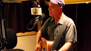 Freedy Johnston - "A Little Bit of Somethin' Wrong" - Radio Woodstock 100.1 - 9/9/15