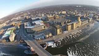 preview picture of video 'Ultimate Phantom Vision Playground - 400 Feet Over Titletown Brewing Downtown Green Bay Wisconsin'