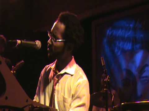 Quincy McCrary Temple Bar Love You So July 2008