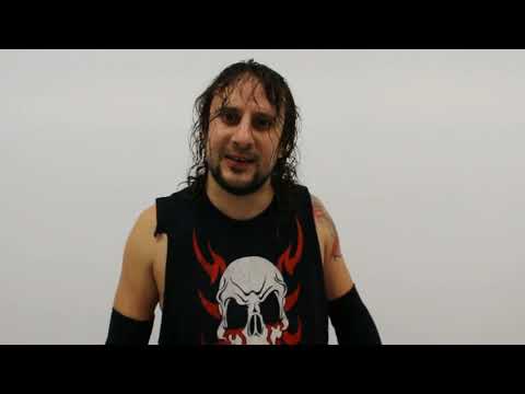 Psycho Mike non ha ancora chiuso con Max Peach