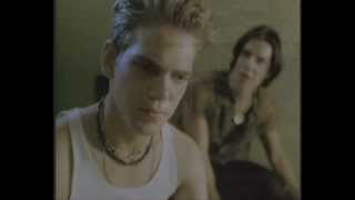 Adam Lambert- Outlaws Of Love video