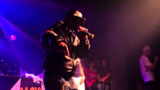 Video Lukrecius Chang feat Hugo Toxxx - Hustler (Live)