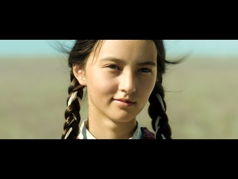 14歳だった少女が更に美しく。『草原の実験』エレーナ・アン現在の写真入手！ | CINEMAS＋