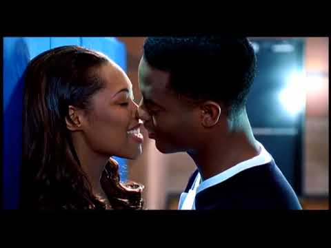 Trailer close-up — Toros captain calling counts as the squad hits a pyramid