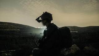 המלחמה בישראל | ימים 856-858 (לאומנות - ישראל, המזרח התיכון והעולם) - התמונה מוצגת ישירות מתוך אתר האינטרנט יוטיוב. זכויות היוצרים בתמונה שייכות ליוצרה. קישור קרדיט למקור התוכן נמצא בתוך דף הסרטון