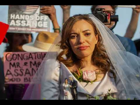 WikiLeaks' Julian Assange Marries Stella Moris Inside His London Prison