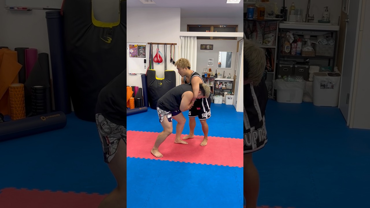 タックルされたらどうする？世界TOP選手ならこうします。