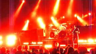 Skunk Anansie - On my hotel T.V - Live Paris 22.02.11