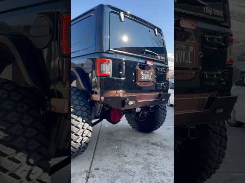 Jeep JL Spare Tire Delete 🤝 Ron Burgundy powdercoat #JeepJL #392 #jeepwrangler