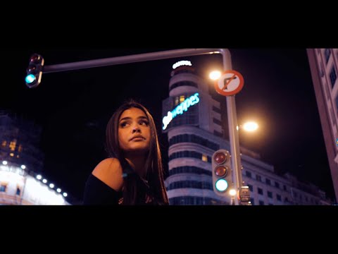 Daniela Garsal  -  Su Comida Favorita (Videoclip Oficial) prod. Linton