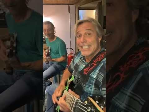 Sento Cesareo che suona... Il tour sta per partire! chi viene?? #elioelestorietese #tour #live