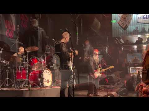 J.M.K.E. live Helitehas 11.11.2023