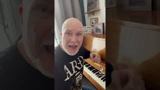 How to play Insomnia by Faithless on piano in 60 secs 🔥🎹 #learnpiano #pianoteacher #pianotutorial