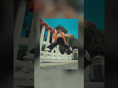 iPhone action photos using Burst mode!🤳 #iphonephotography #iphonecamera #iphonephotographyschool