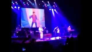 The Monkees Daydream Believer w/little girl Paris